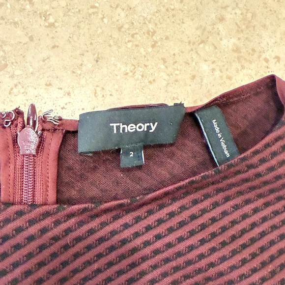 Theory Elegant Burgundy Dress - Picture 2 of 3
